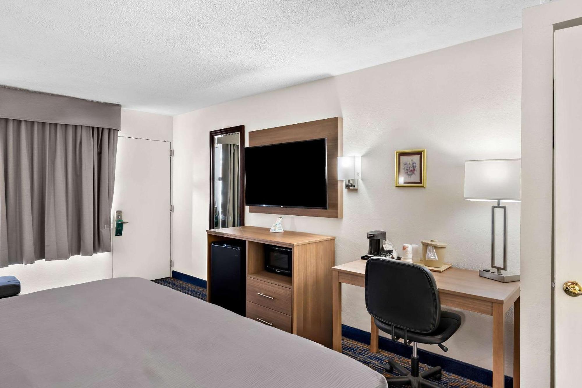 Quality 3* Luray
